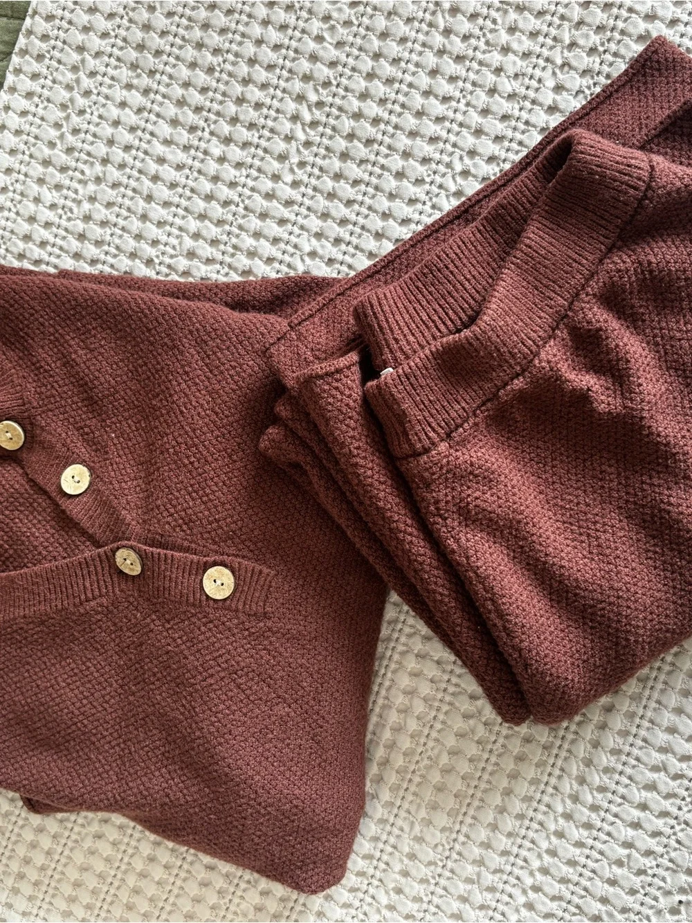Matching set from Amazon! - Picture 1 of 3